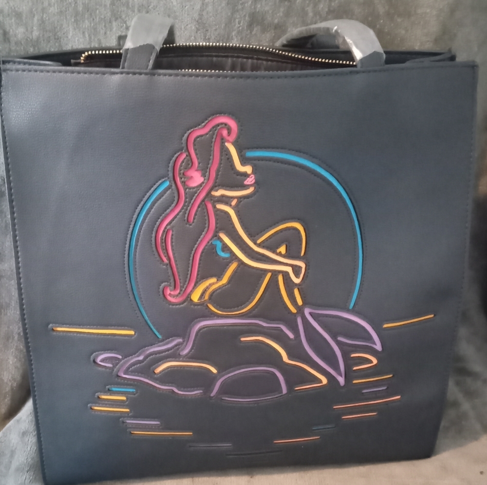 Danielle Nicole Disney The Little Mermaid Tote Wi… - image 1